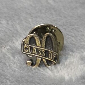 Vintage Class Of‎ 90 Pin Tie Tack